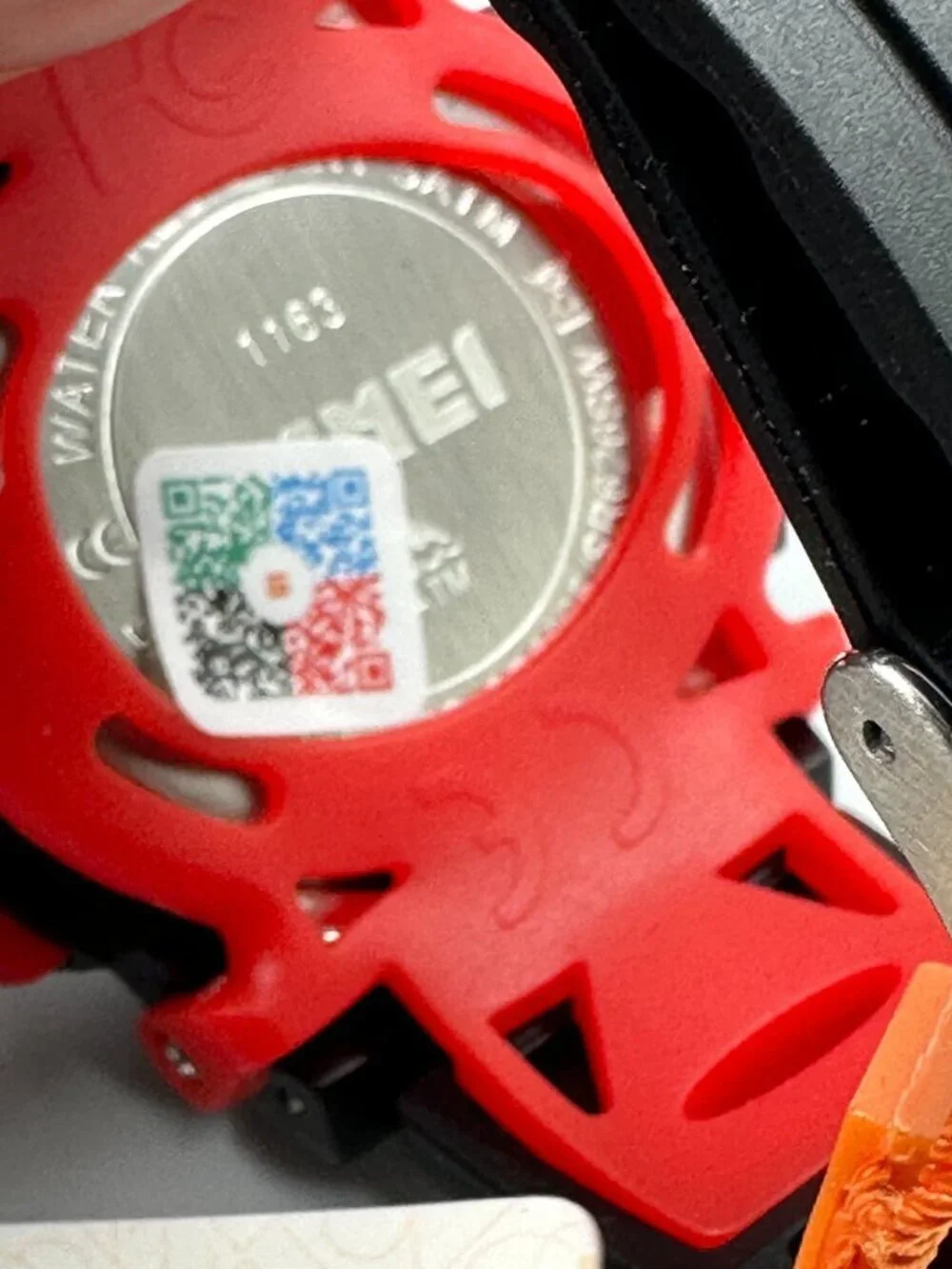 Skmei Digital Watch Men Black Red Round 44MM Backlight New Battery